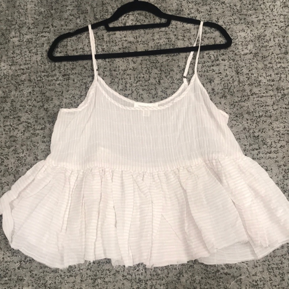 Treasure & Bond swing tank